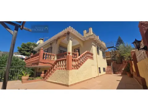 Casa en calle Carrizo, 11