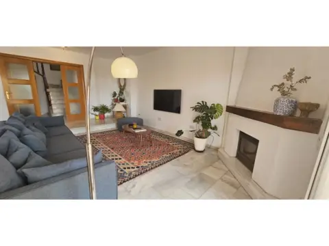 Chalet en Avenida María de Orueta