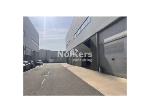 Nave industrial en Sant Feliu de Llobregat