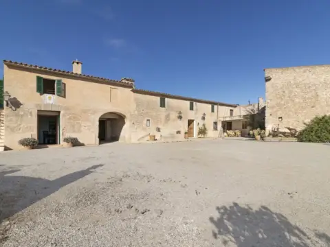 Casa rústica en Ariany