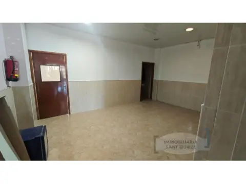 Local comercial en Sant Quirze del Vallès
