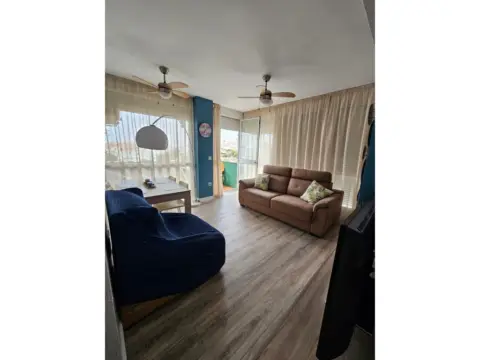 Piso en Urbanización Santa Rosa-Generación del 27