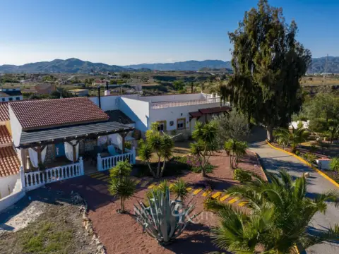 Casa rústica en Albox