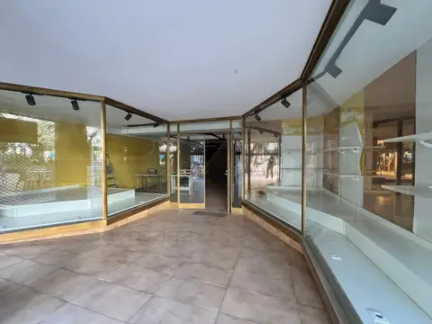 Local comercial en Eixample