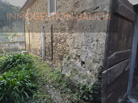 Casa rústica en Carral (Carral)