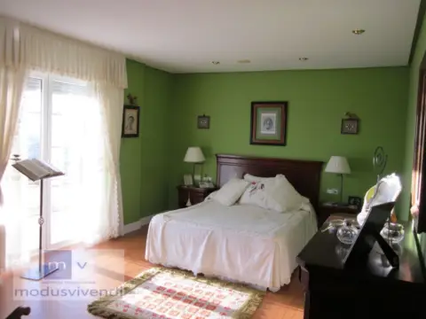 Chalet en Valdefresno