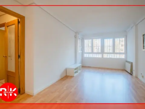 Piso en Parque Roma-Coronas