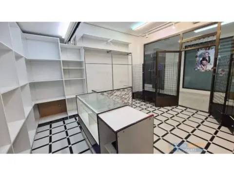 Local comercial en Bidebieta