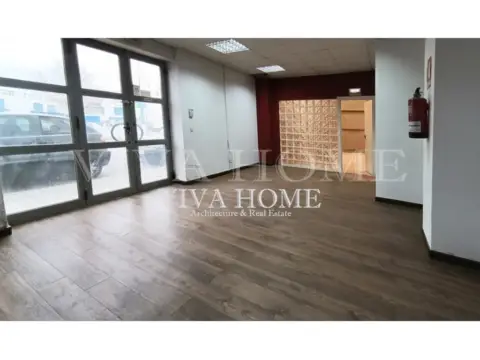 Nave industrial en Casco