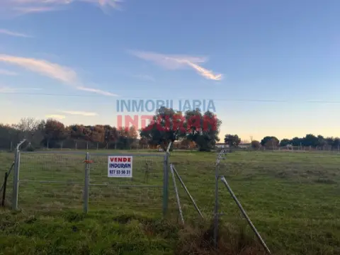 Finca rústica en Saucedilla