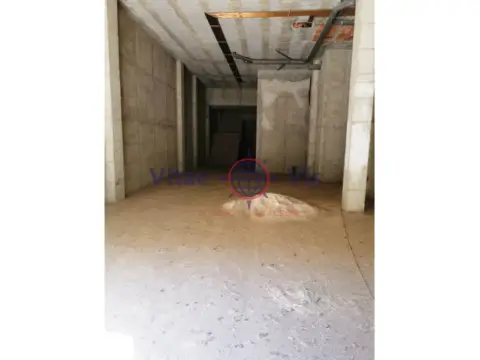 Local comercial en calle calle Enebro