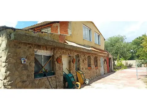 Finca rústica en Fuente el Saz de Jarama