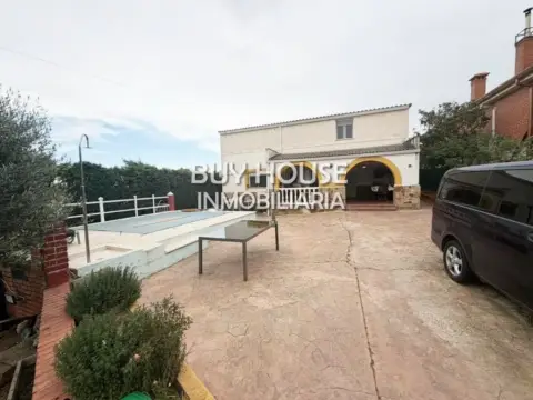 Chalet en Palomeque