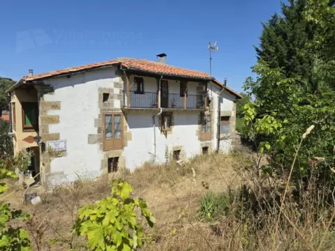 Casa rústica en Alfoz de Bricia
