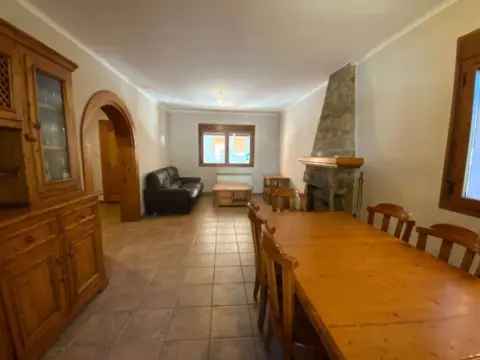 Casa en Castejón de Sos