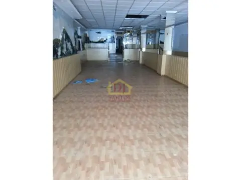 Local comercial en Garrido Sur