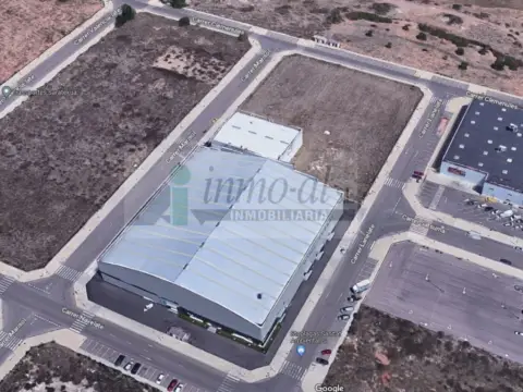Nave industrial en Carrer Navelate, 37