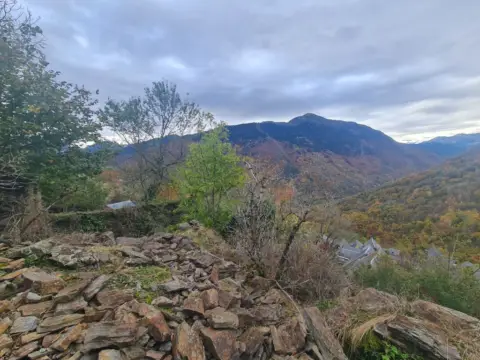 Terreno en Bausen