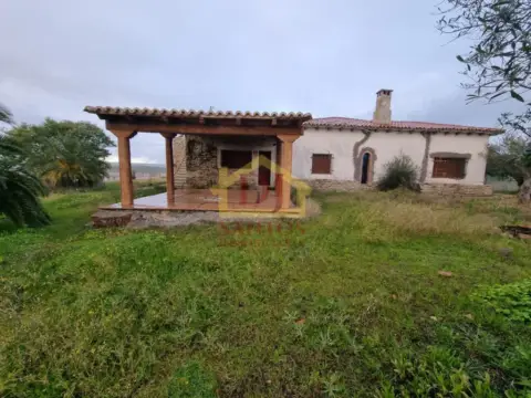 Finca rústica en Garrovillas de Alconétar