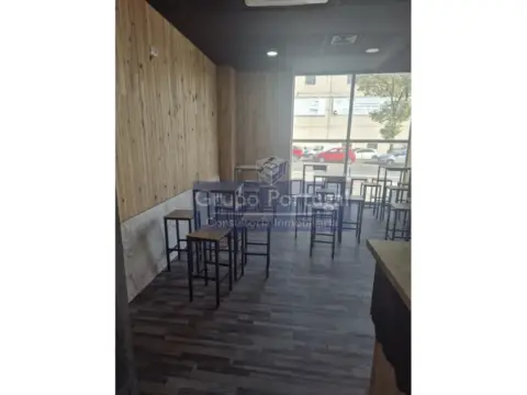 Local comercial en Rosa Luxemburgo-Padrerón-Polígono Industrial Norte