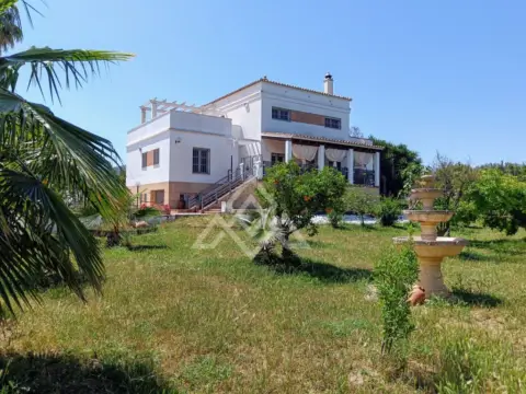 Casa en Avenida Portales El Peñón