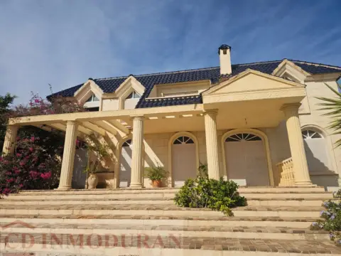 Chalet en Villamontes-Boqueres