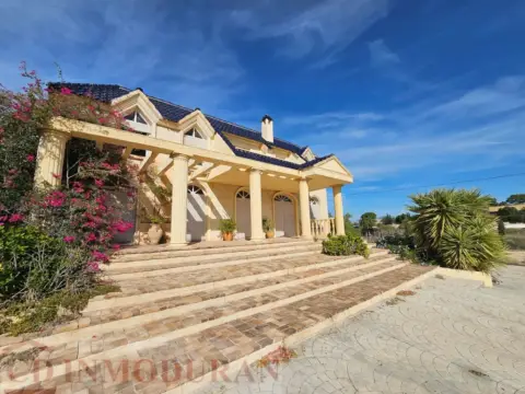 Chalet en Villamontes-Boqueres