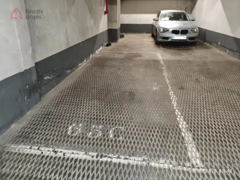 Garaje en Carrer de la Física, 12