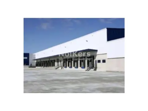Nave industrial en Sils