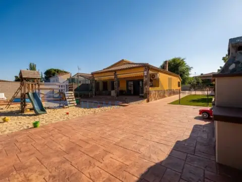 Chalet en El Viso de San Juan