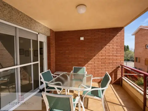 Piso en Coll Favà-Can Magí