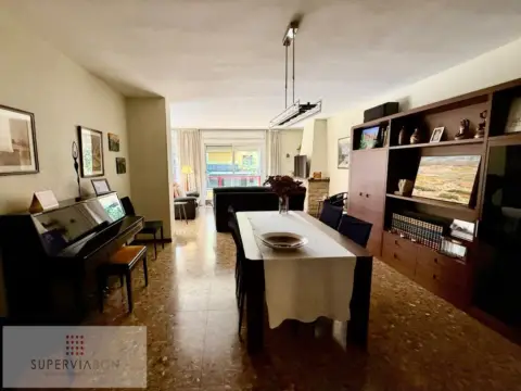 Piso en Coll Favà-Can Magí