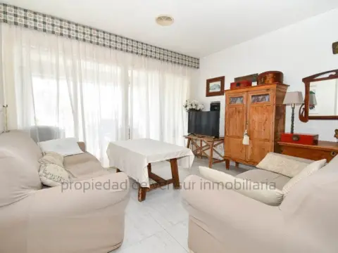 Piso en Calarreona-Las Lomas