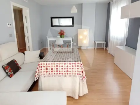 Piso en María Auxiliadora-Barriada de Llera