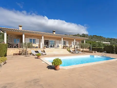 Casa rústica en Puntiró
