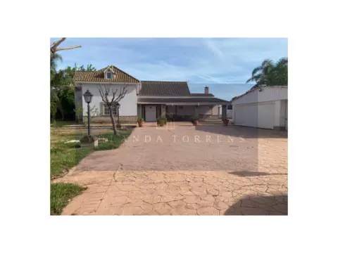 Chalet en Carmona