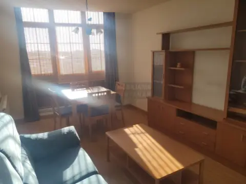 Piso en calle de la Reina Amália, 40