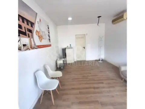 Local comercial en Las Colonias