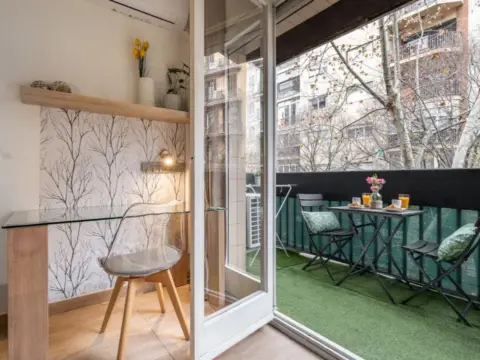 Estudio en La Nova Esquerra de L'eixample