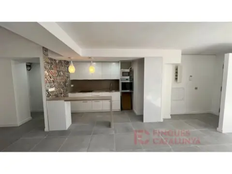 Piso en Montilivi-Palau