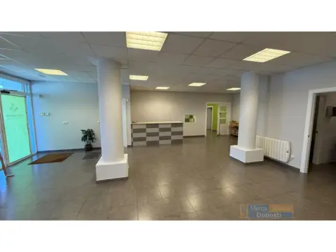 Local comercial en Intxaurrondo