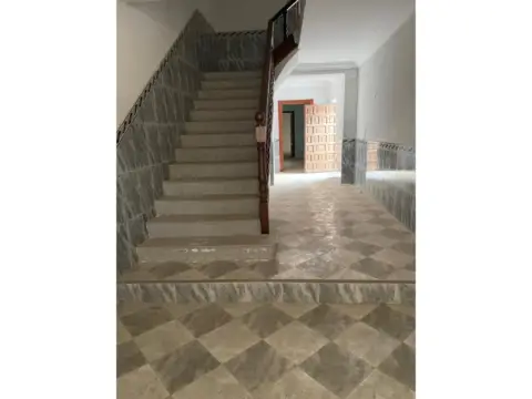Chalet en Argamasilla de Calatrava