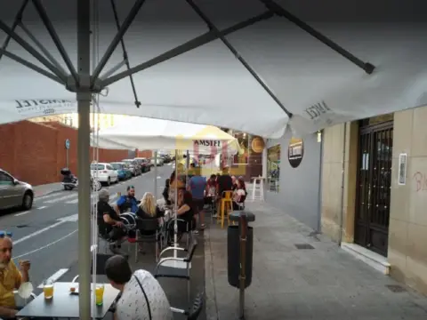 Local comercial en Delicias-Prosperidad-Rollo-Puente Ladrillo