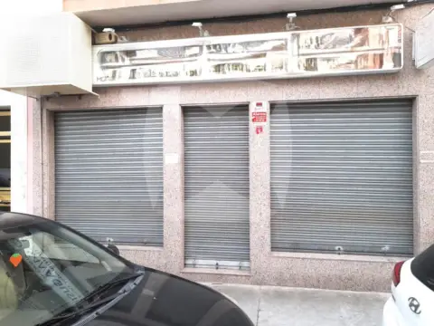 Local comercial en San Roque-Ronda Norte