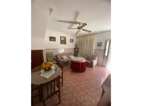 Casa en Hinojosas de Calatrava