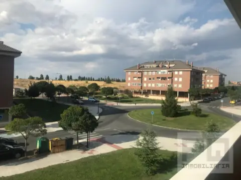 Piso en San Antonio-Estación-Las Hervencias