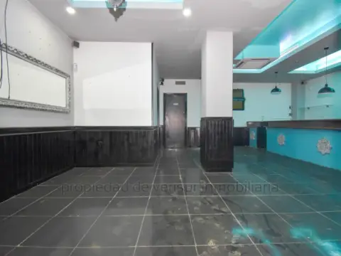 Local comercial en Calarreona-Las Lomas