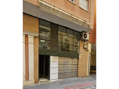 Local comercial en calle de la Constancia, 43