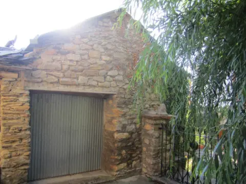 Casa rústica en calle Benasque Alta, 24