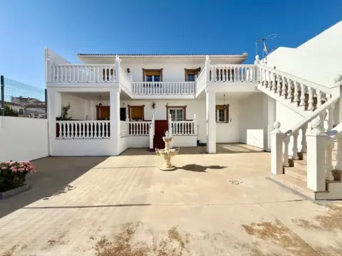 Casa en Zafarraya